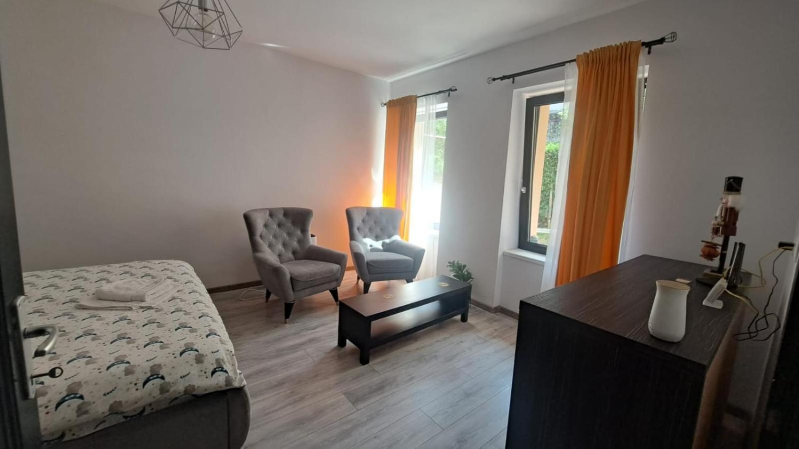 Cosy In The Heart Of Apartament Brașov